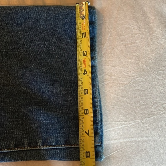 New Sneak peek blue jeans - Picture 9 of 9